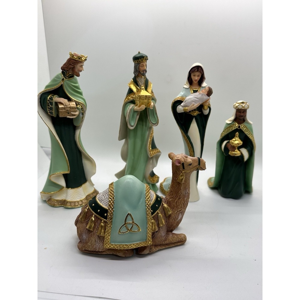 Hawthorne Village Irish Elongated Nativity Set Mary Jesus 3 Kings Camel 2009